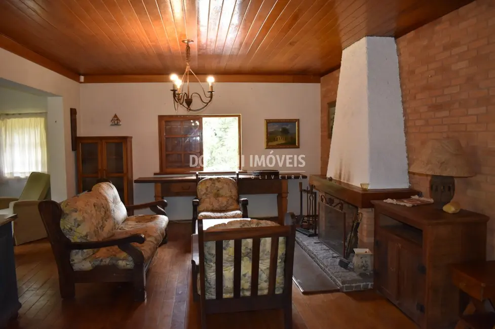 Foto 9 de Casa com 3 quartos à venda, 587m2 em Campos Do Jordao - SP