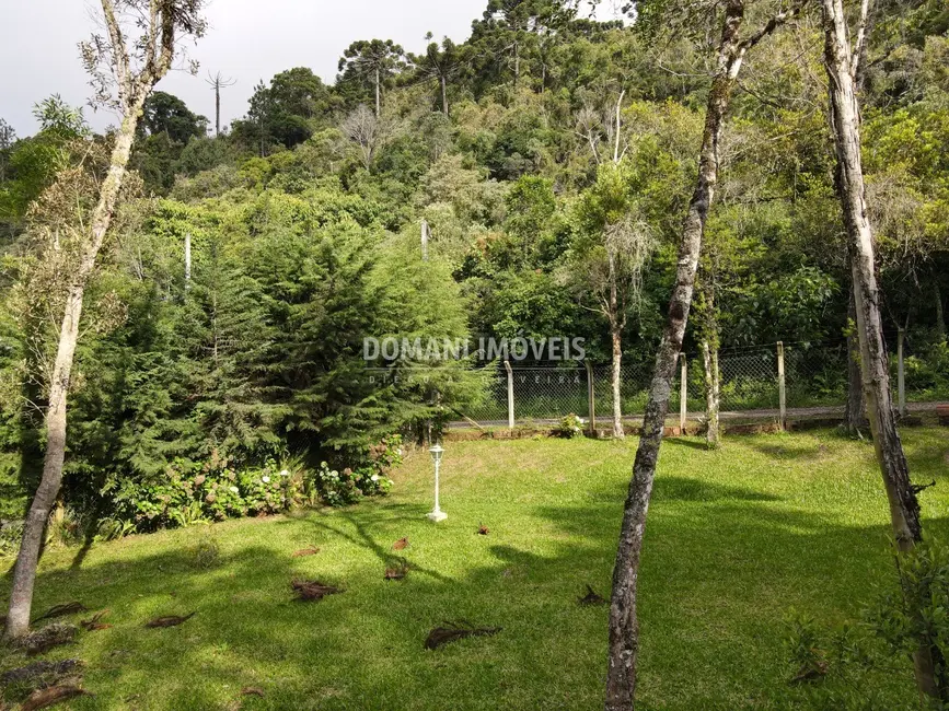 Casa de Condomínio com 2 quartos à venda, 105m2 em Campos Do Jordao - SP - imagem 4 Foto 4 de Casa de Condomínio com 2 quartos à venda, 105m2 em Campos Do Jordao - SP