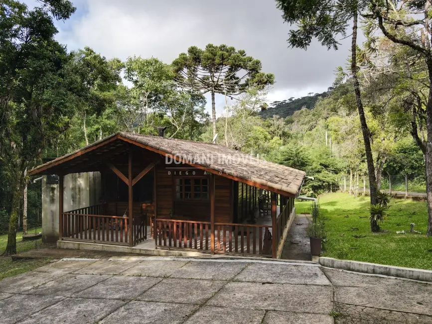 Casa de Condomínio com 2 quartos à venda, 105m2 em Campos Do Jordao - SP - imagem 3 Foto 3 de Casa de Condomínio com 2 quartos à venda, 105m2 em Campos Do Jordao - SP