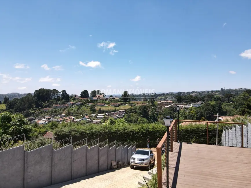 Foto 4 de Casa com 3 quartos à venda, 105m2 em Campos Do Jordao - SP