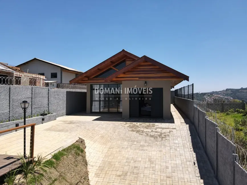 Foto 2 de Casa com 3 quartos à venda, 105m2 em Campos Do Jordao - SP