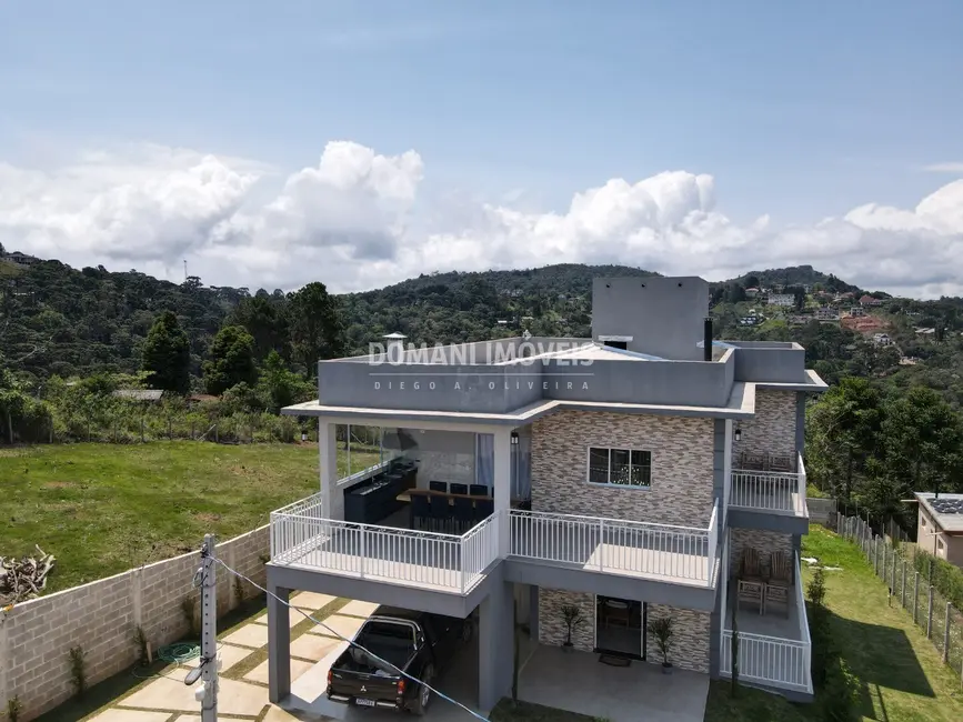 Foto 7 de Casa com 4 quartos à venda, 272m2 em Campos Do Jordao - SP