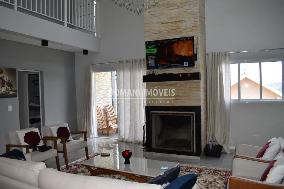 Foto 8 de Casa com 4 quartos à venda, 272m2 em Campos Do Jordao - SP