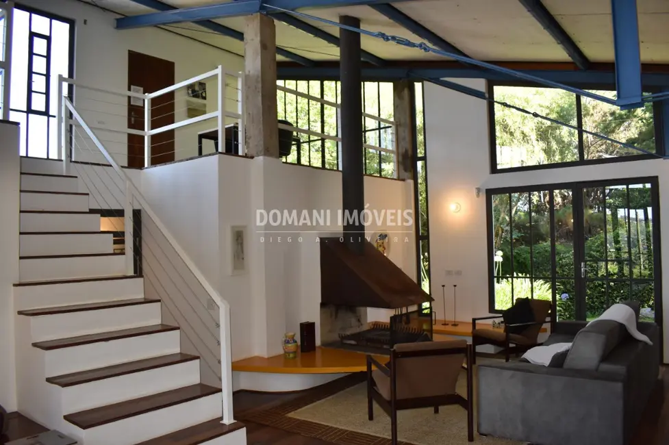 Foto 8 de Casa com 4 quartos à venda, 210m2 em Campos Do Jordao - SP