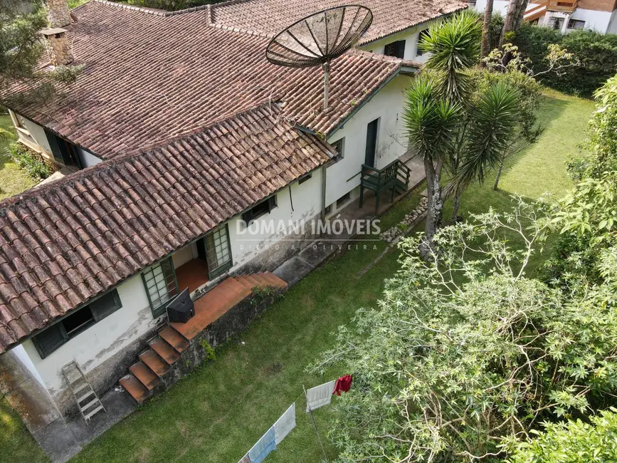 Foto 8 de Casa com 6 quartos à venda, 225m2 em Campos Do Jordao - SP