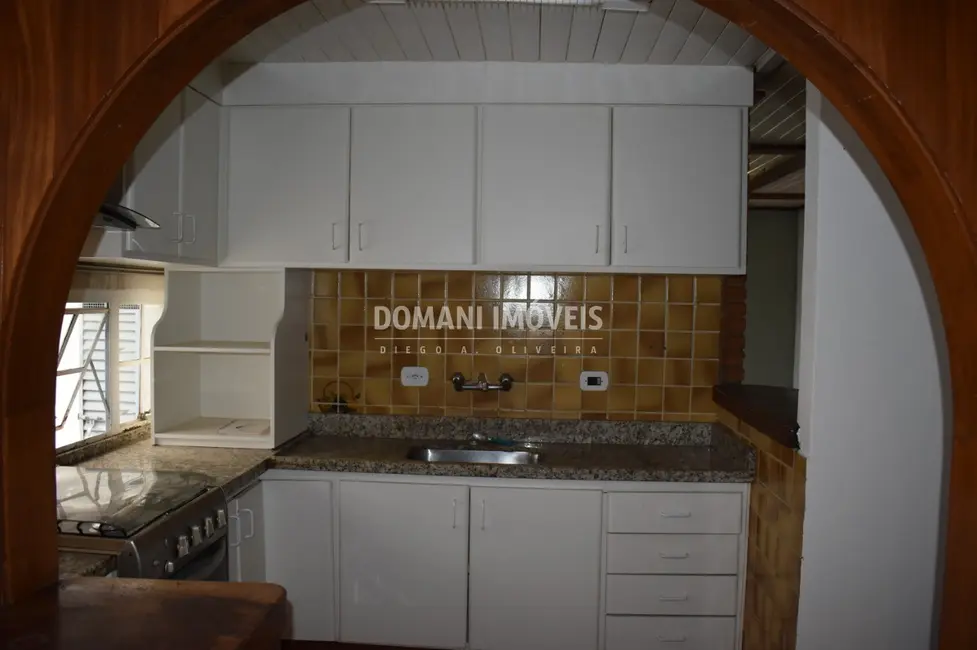 Foto 5 de Casa com 3 quartos à venda, 312m2 em Campos Do Jordao - SP