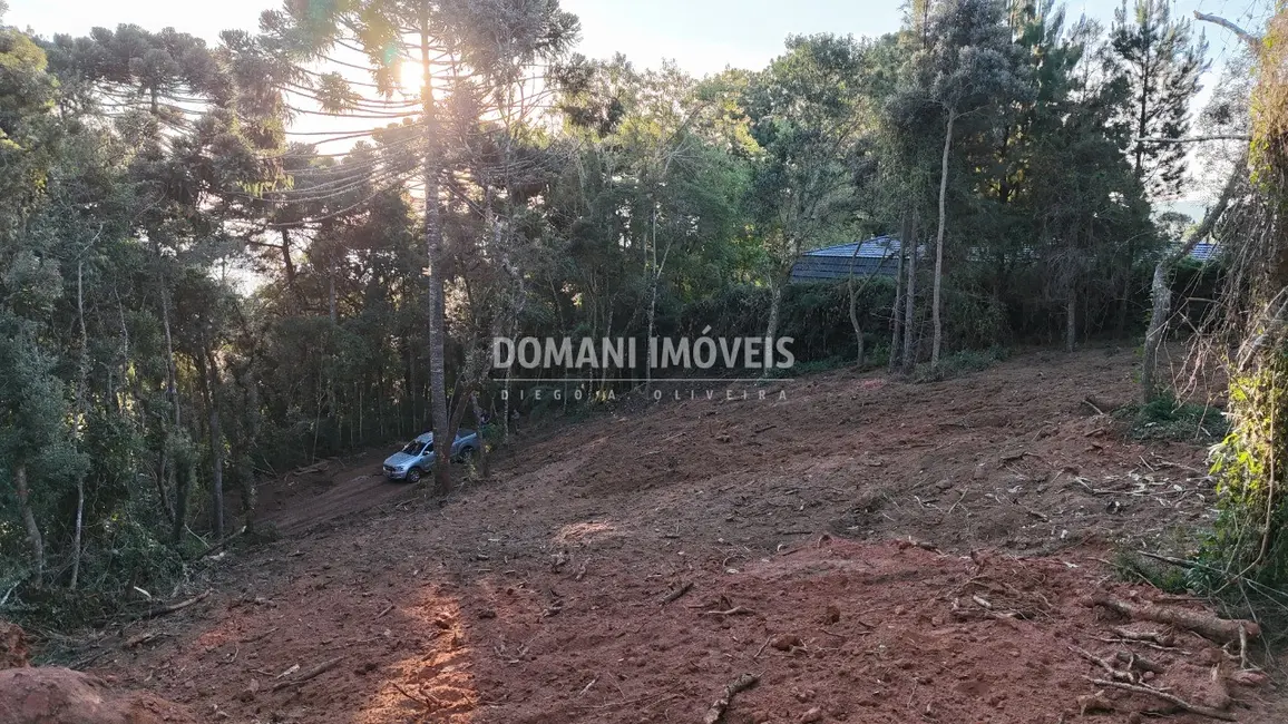 Foto 2 de Terreno / Lote à venda, 2280m2 em Campos Do Jordao - SP