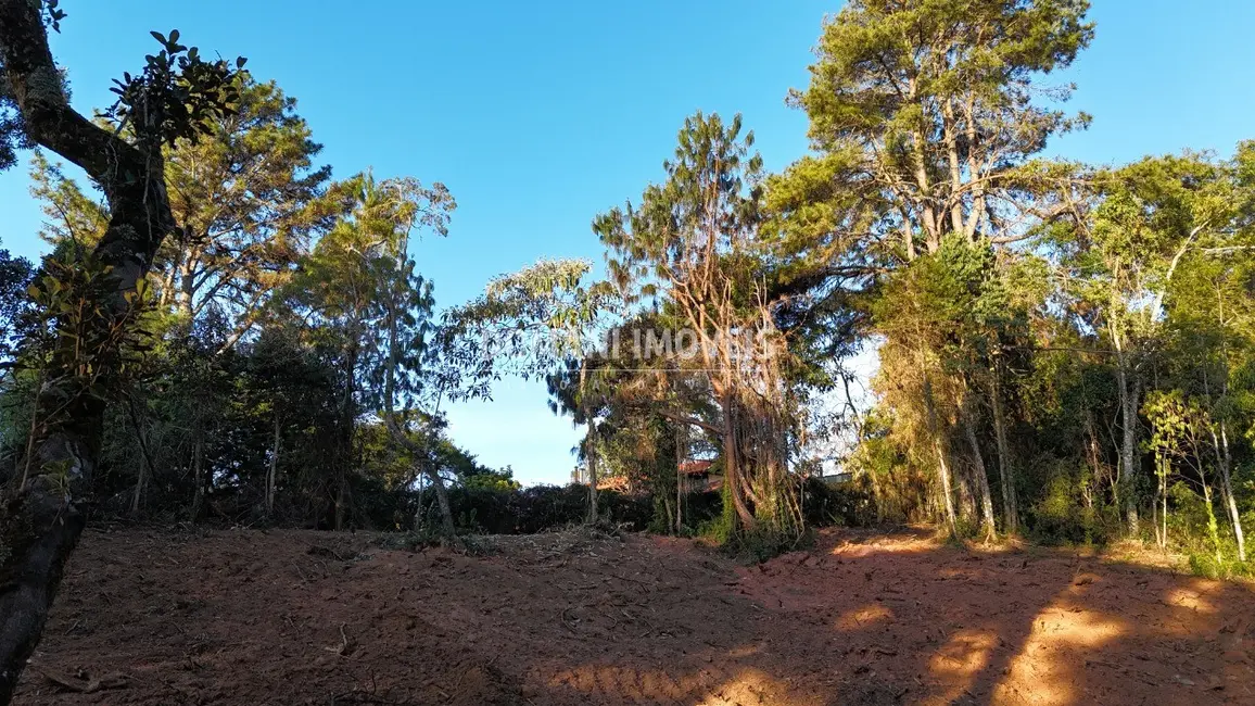 Foto 1 de Terreno / Lote à venda, 2280m2 em Campos Do Jordao - SP