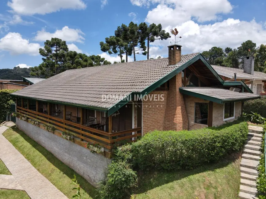 Foto 1 de Casa com 4 quartos à venda, 294m2 em Campos Do Jordao - SP