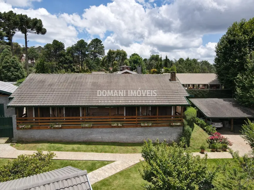 Foto 4 de Casa com 4 quartos à venda, 294m2 em Campos Do Jordao - SP