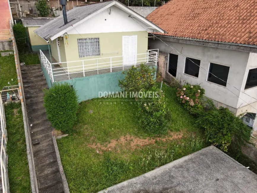 Foto 3 de Casa com 2 quartos à venda, 82m2 em Campos Do Jordao - SP