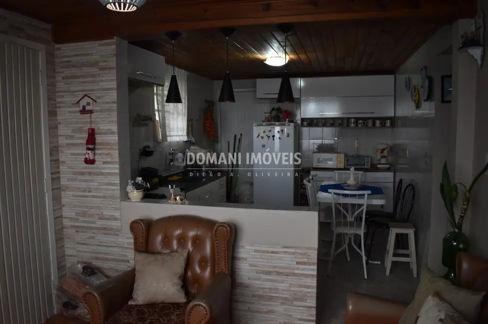 Foto 8 de Casa com 2 quartos à venda, 82m2 em Campos Do Jordao - SP