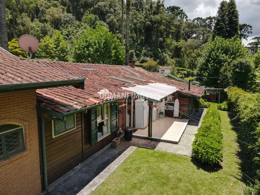 Foto 6 de Casa com 3 quartos à venda, 245m2 em Campos Do Jordao - SP