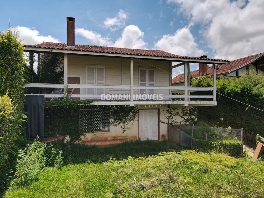 Casa com 3 quartos à venda e para alugar, 420m2 em Campos Do Jordao - SP - imagem 2 Foto 2 de Casa com 3 quartos à venda e para alugar, 420m2 em Campos Do Jordao - SP