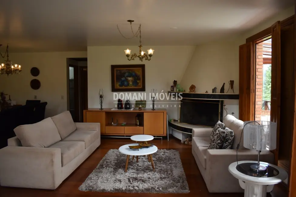 Casa de Condomínio com 5 quartos à venda, 977m2 em Campos Do Jordao - SP - imagem 8 Foto 8 de Casa de Condomínio com 5 quartos à venda, 977m2 em Campos Do Jordao - SP