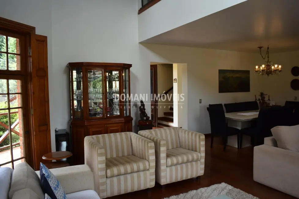 Casa de Condomínio com 5 quartos à venda, 977m2 em Campos Do Jordao - SP - imagem 9 Foto 9 de Casa de Condomínio com 5 quartos à venda, 977m2 em Campos Do Jordao - SP