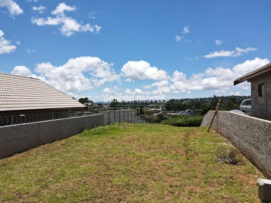 Foto 1 de Terreno / Lote à venda, 465m2 em Campos Do Jordao - SP