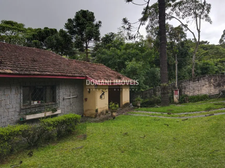 Foto 2 de Casa com 4 quartos à venda, 360m2 em Campos Do Jordao - SP