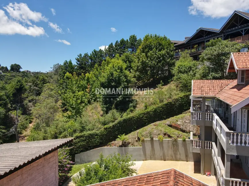 Foto 3 de Casa com 2 quartos à venda, 665m2 em Campos Do Jordao - SP