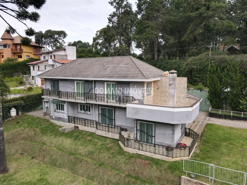 Foto 2 de Casa com 4 quartos à venda, 402m2 em Campos Do Jordao - SP