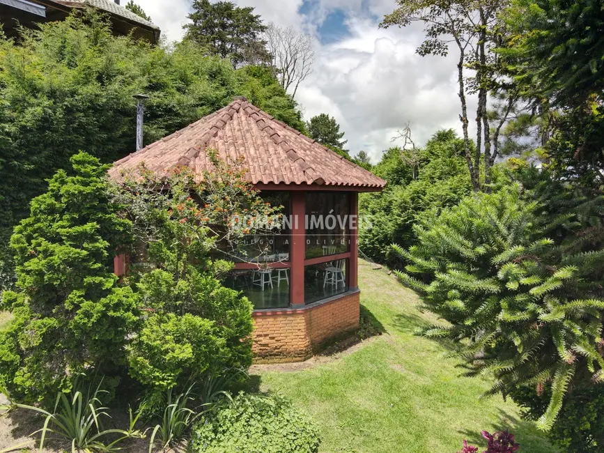 Foto 6 de Casa com 3 quartos à venda, 320m2 em Campos Do Jordao - SP