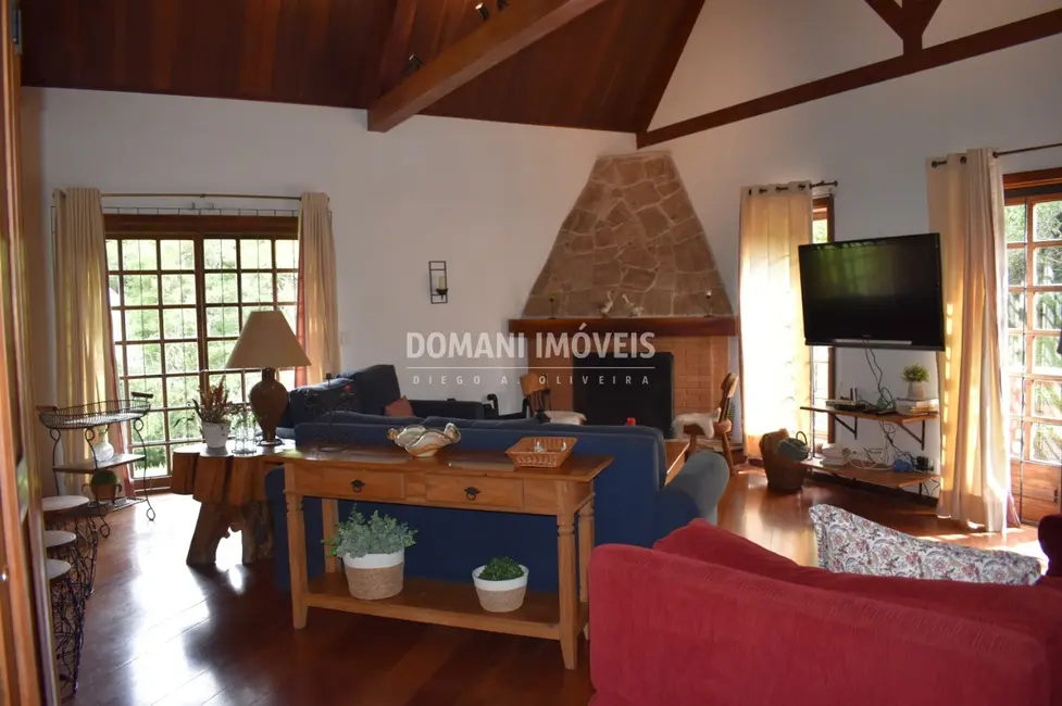 Foto 8 de Casa com 3 quartos à venda, 350m2 em Campos Do Jordao - SP