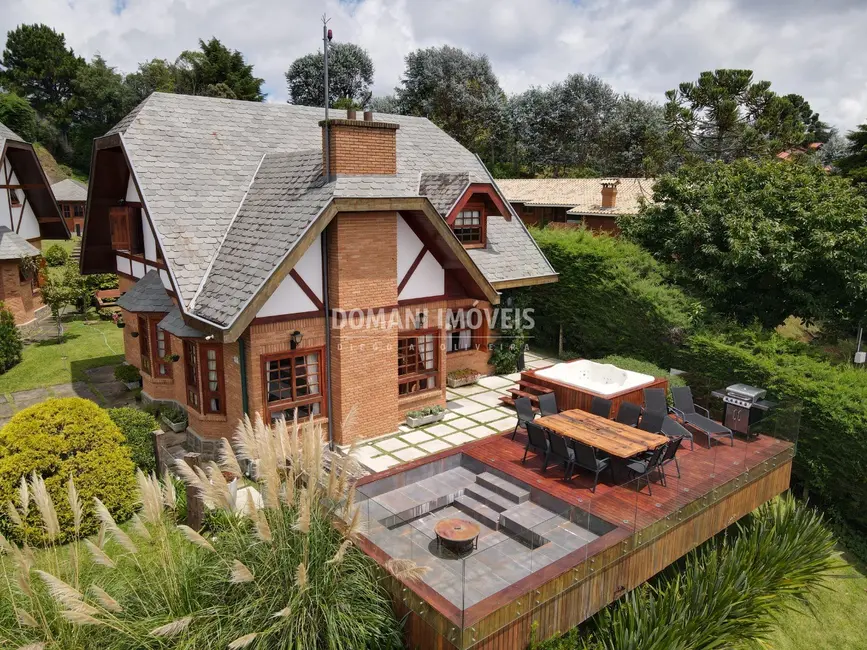 Foto 1 de Casa de Condomínio com 4 quartos à venda, 165m2 em Campos Do Jordao - SP