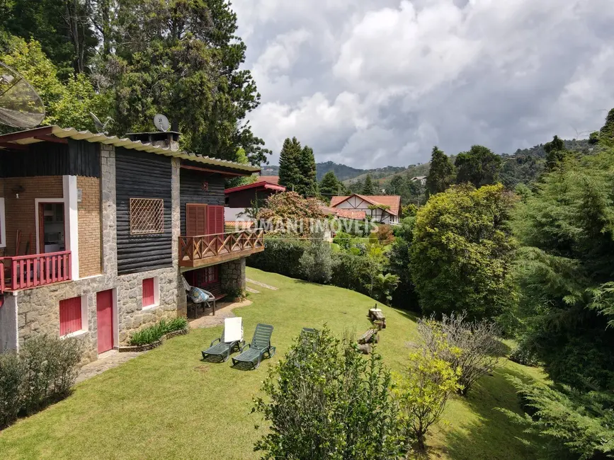 Foto 2 de Casa com 5 quartos à venda, 310m2 em Campos Do Jordao - SP