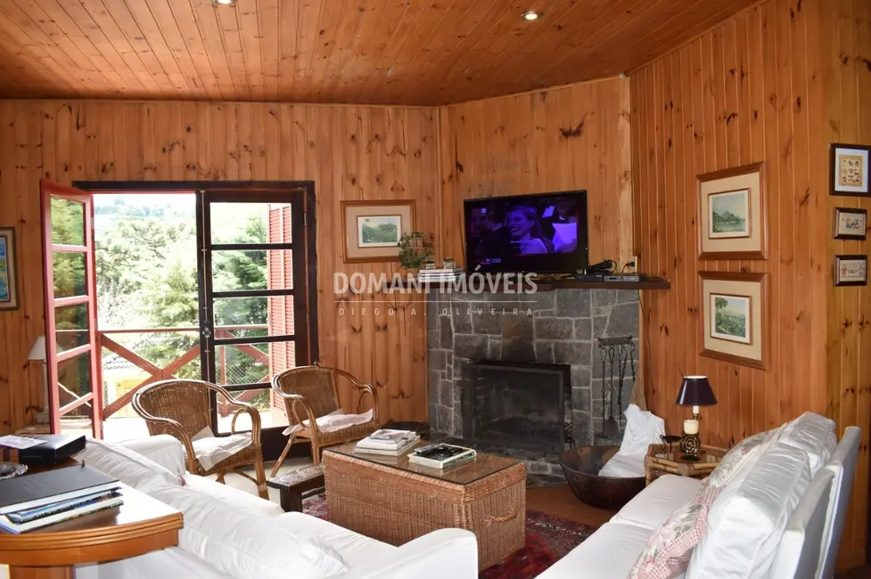 Foto 8 de Casa com 5 quartos à venda, 310m2 em Campos Do Jordao - SP