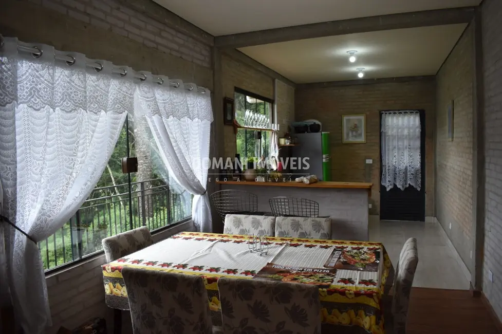 Foto 9 de Casa com 3 quartos à venda, 82m2 em Campos Do Jordao - SP