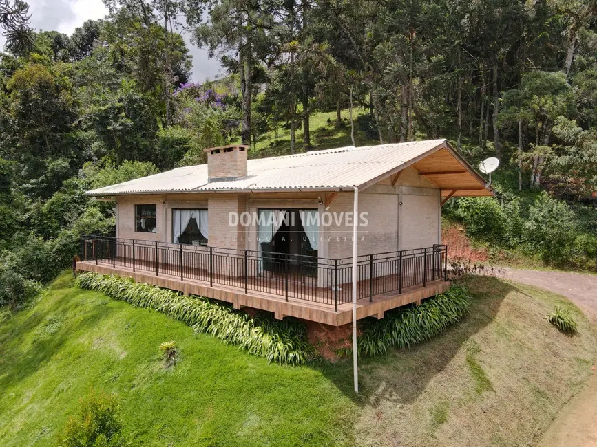 Foto 1 de Casa com 3 quartos à venda, 82m2 em Campos Do Jordao - SP