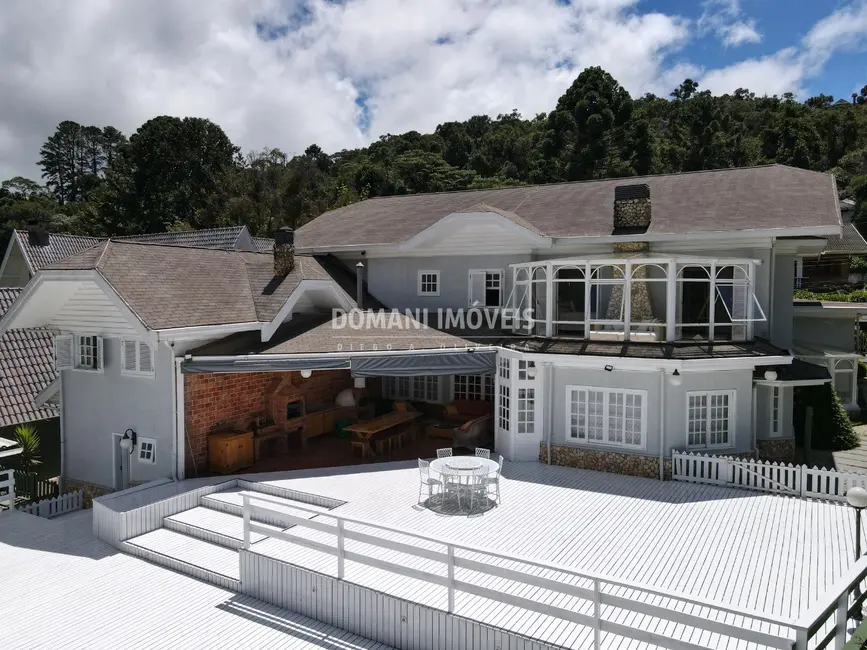 Foto 5 de Casa com 6 quartos à venda, 700m2 em Campos Do Jordao - SP