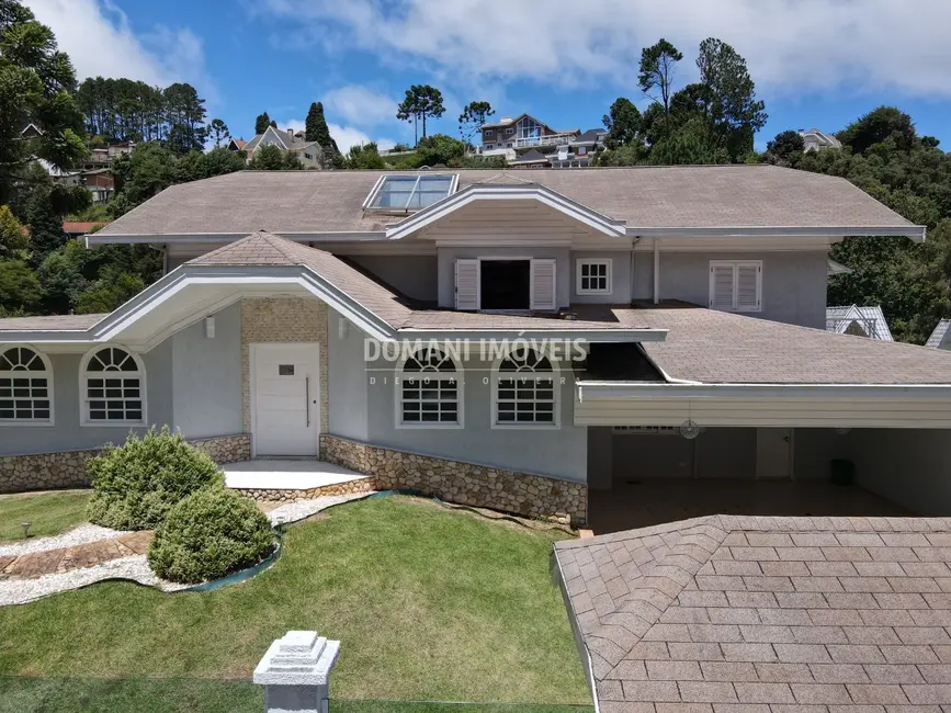 Foto 3 de Casa com 6 quartos à venda, 700m2 em Campos Do Jordao - SP