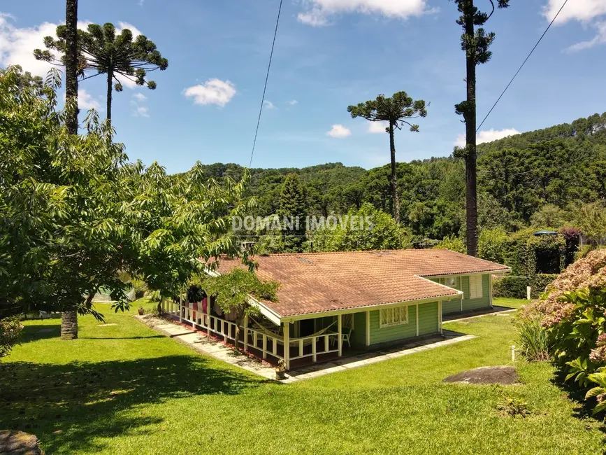 Foto 7 de Casa com 3 quartos à venda e para alugar, 233m2 em Campos Do Jordao - SP