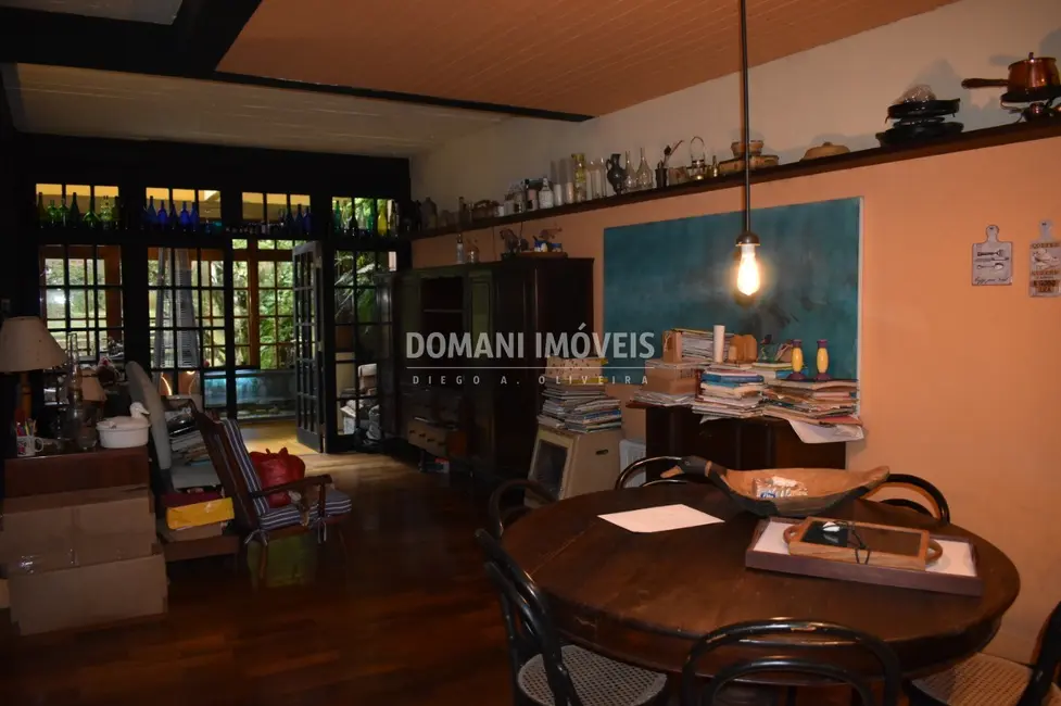 Foto 8 de Casa com 4 quartos à venda, 410m2 em Campos Do Jordao - SP