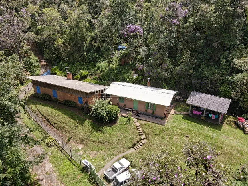 Foto 4 de Casa com 4 quartos à venda, 410m2 em Campos Do Jordao - SP