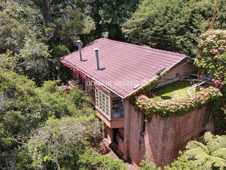 Foto 2 de Casa com 4 quartos à venda, 410m2 em Campos Do Jordao - SP