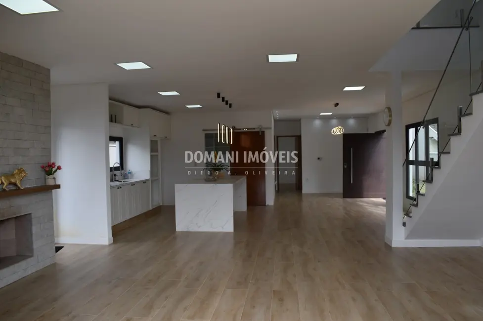 Foto 8 de Casa com 4 quartos à venda, 309m2 em Campos Do Jordao - SP