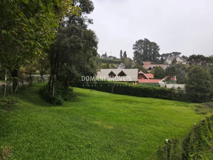 Foto 1 de Terreno / Lote à venda, 1080m2 em Campos Do Jordao - SP