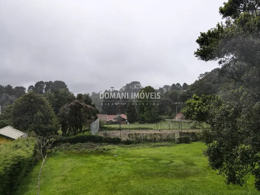 Foto 1 de Terreno / Lote à venda, 2200m2 em Campos Do Jordao - SP