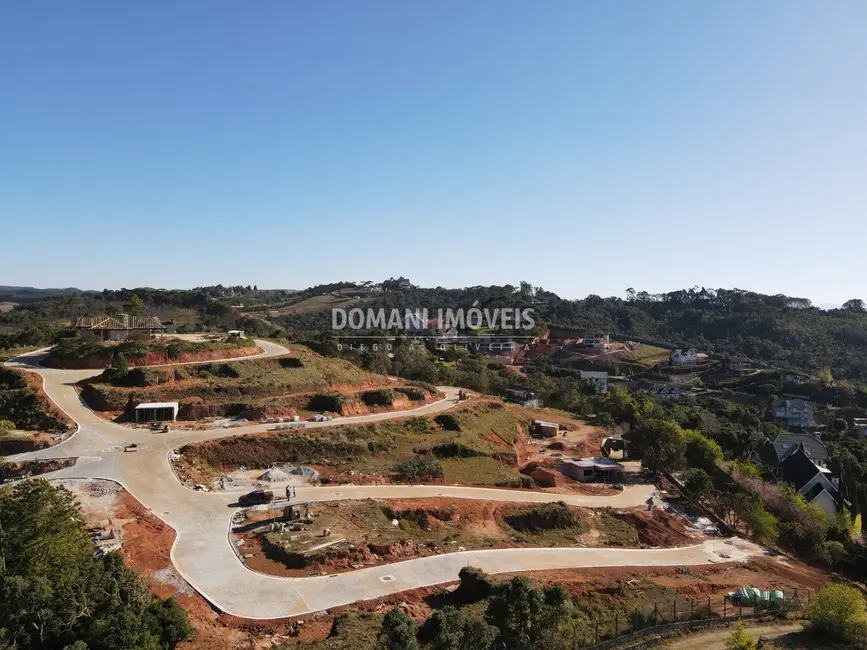 Foto 1 de Terreno / Lote à venda, 1270m2 em Campos Do Jordao - SP