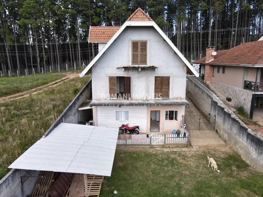 Foto 2 de Casa com 3 quartos à venda, 200m2 em Campos Do Jordao - SP