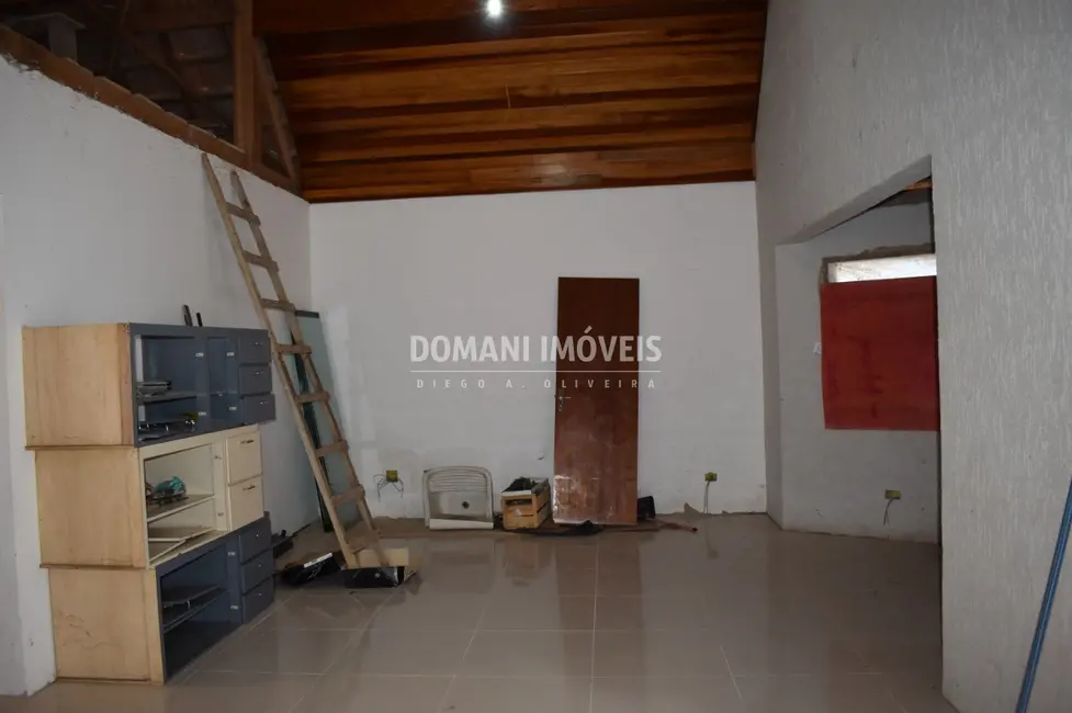 Foto 7 de Casa com 3 quartos à venda, 200m2 em Campos Do Jordao - SP
