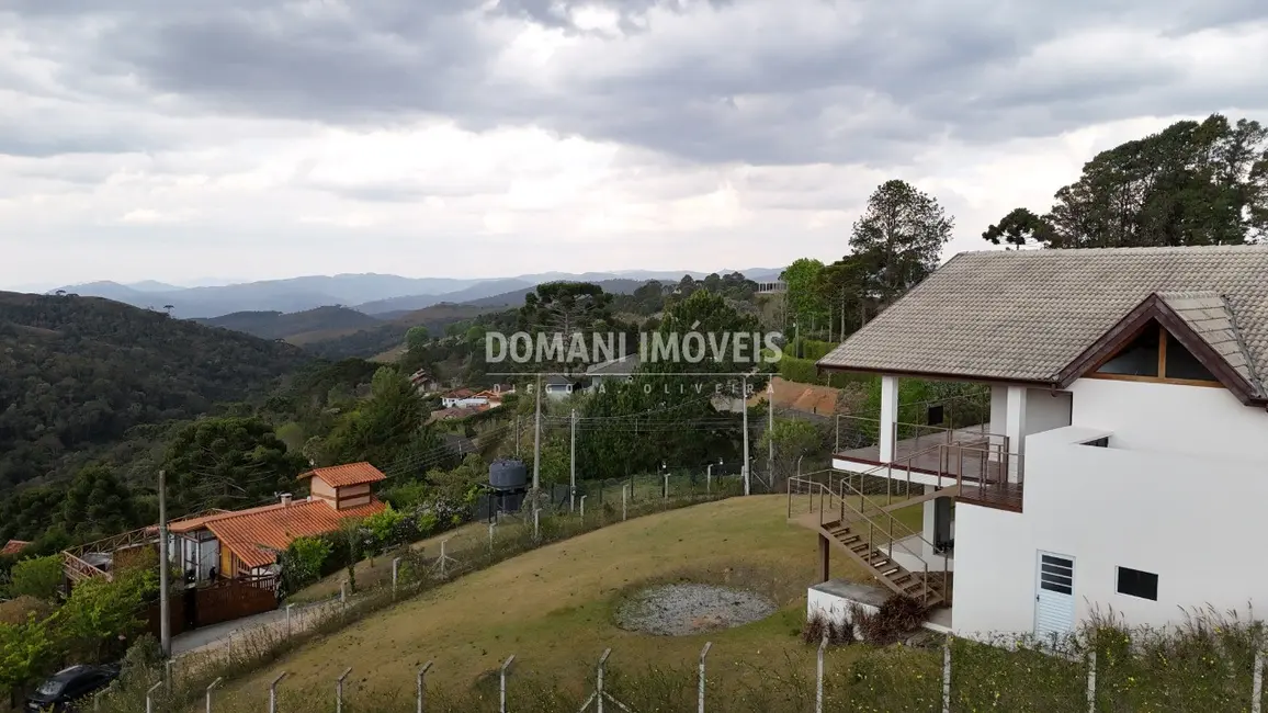 Foto 3 de Casa com 3 quartos à venda, 326m2 em Campos Do Jordao - SP