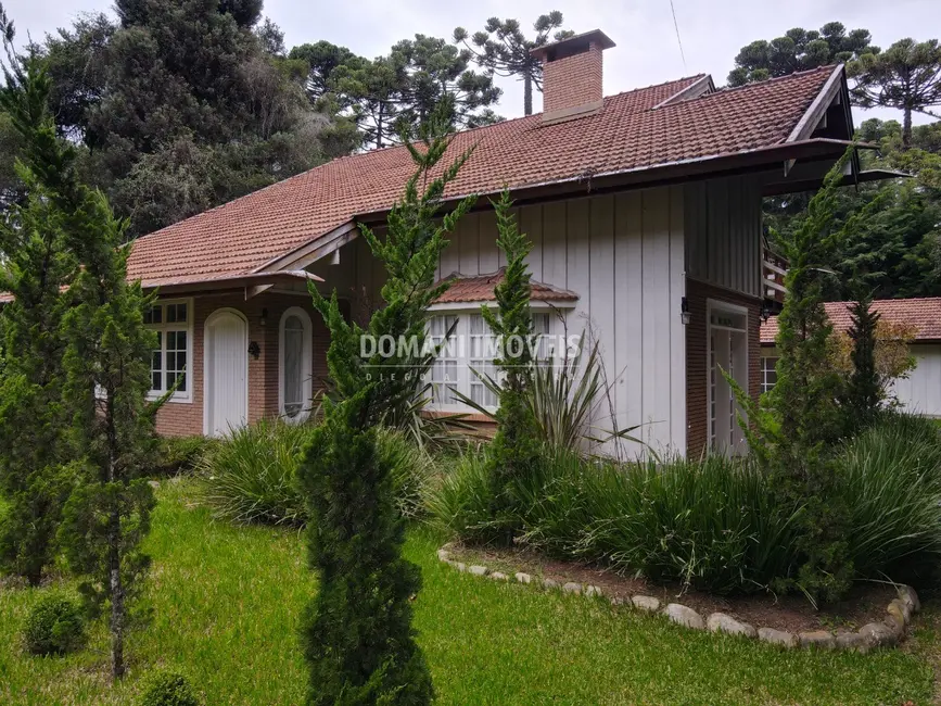 Foto 6 de Casa com 4 quartos à venda, 259m2 em Campos Do Jordao - SP