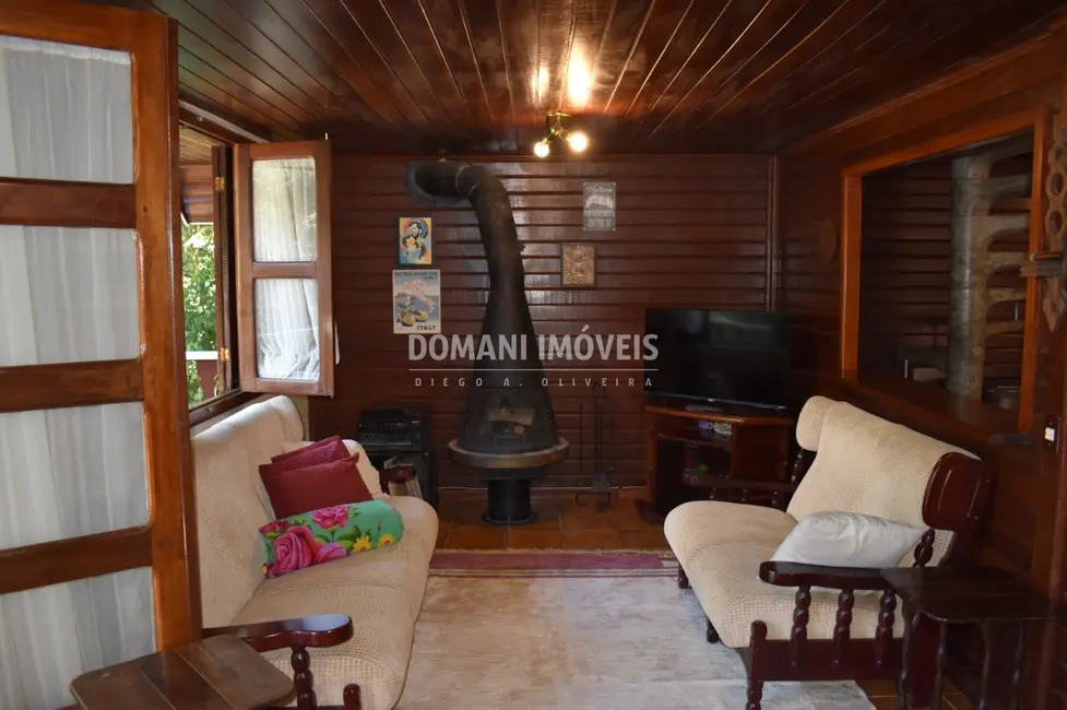 Foto 9 de Casa com 4 quartos à venda, 170m2 em Campos Do Jordao - SP