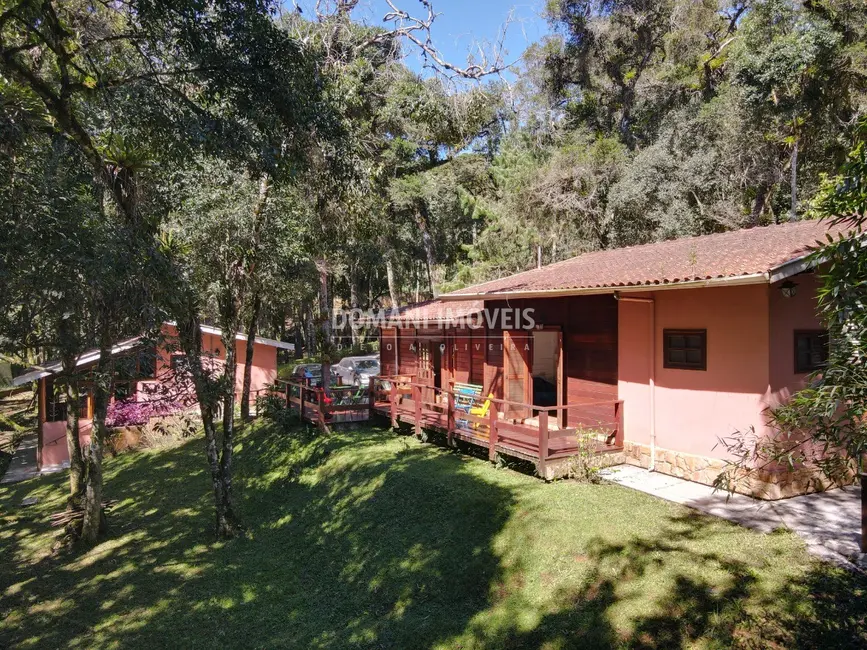 Foto 1 de Casa com 4 quartos à venda, 190m2 em Campos Do Jordao - SP