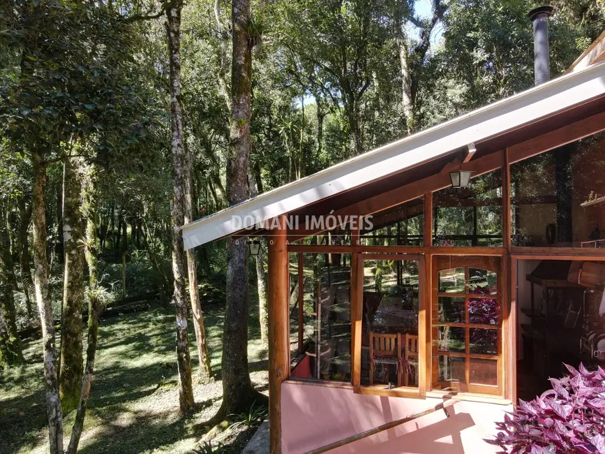 Foto 4 de Casa com 4 quartos à venda, 190m2 em Campos Do Jordao - SP