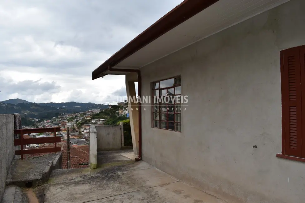 Foto 2 de Casa com 2 quartos à venda, 74m2 em Campos Do Jordao - SP