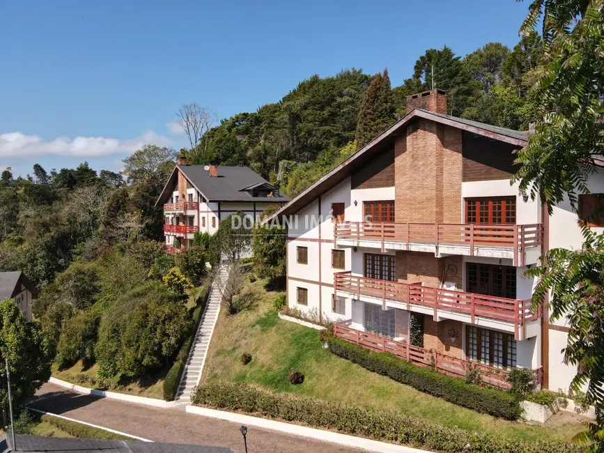 Foto 2 de Apartamento com 3 quartos à venda, 104m2 em Campos Do Jordao - SP